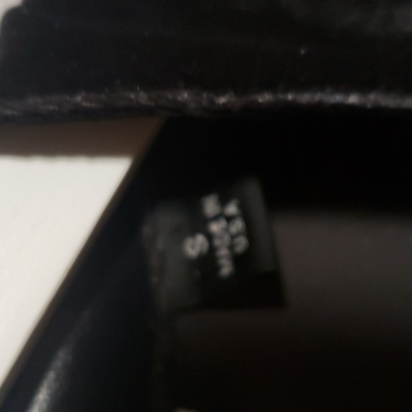 Sno skins Plush Velvet Buttondown - Picture 5 of 9